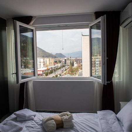 Apart Hotel Center Piatra Neamţ エクステリア 写真